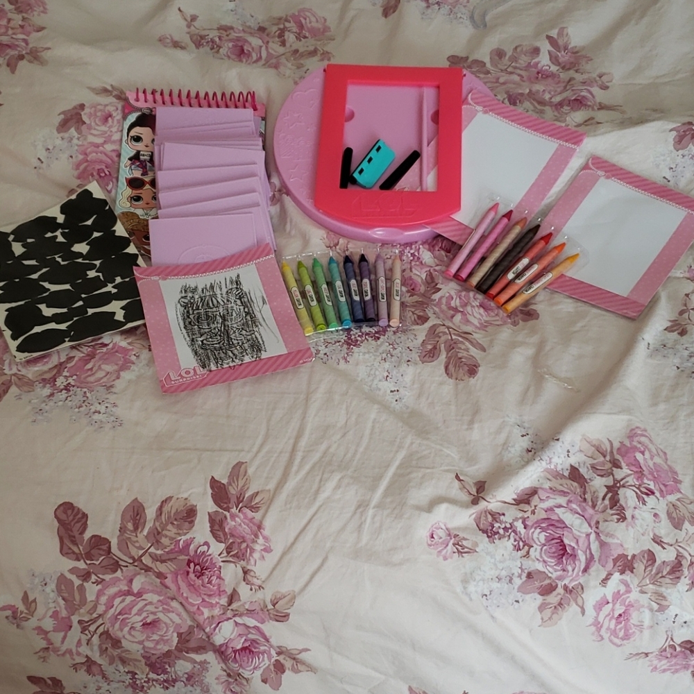 L.o.l coloring toy